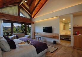 Huenú by DOT Boutique