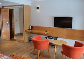 Huenú by DOT Boutique