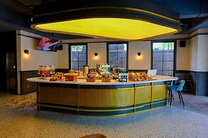 Luxeur Jakarta - Setiabudi