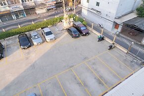 Nicha Residence Hotel