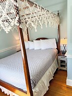 Black Walnut Inn