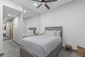 Exclusive Apartment with rooftop pool