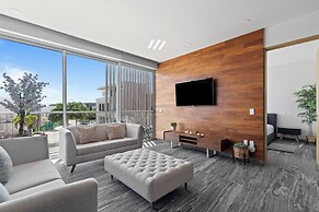 Exclusive Apartment with rooftop pool