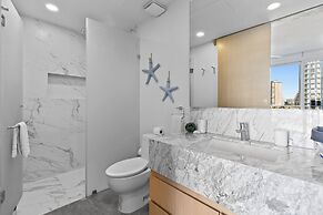 Exclusive Apartment with rooftop pool