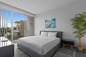 Exclusive Apartment with rooftop pool