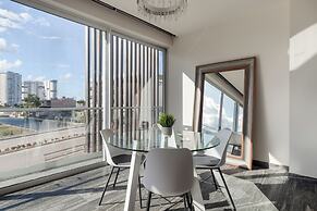 Exclusive Apartment with rooftop pool