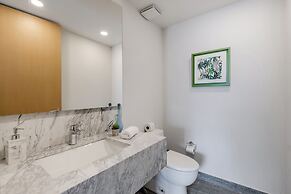 Exclusive Apartment with rooftop pool