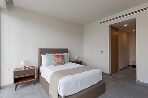 Exclusive Apartment with rooftop pool