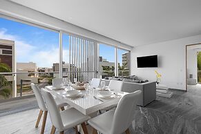 Exclusive Apartment with rooftop pool