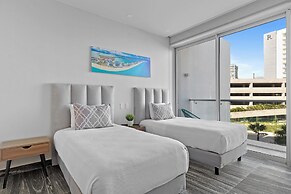 Exclusive Apartment with rooftop pool