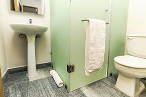 Exclusive Apartment with rooftop pool