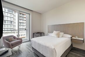 Exclusive Apartment with rooftop pool