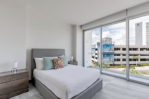 Exclusive Apartment with rooftop pool