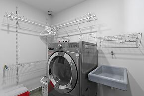 Exclusive Apartment with rooftop pool