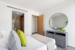 Exclusive Apartment with rooftop pool