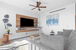 Exclusive Apartment with rooftop pool