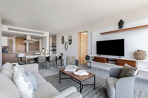 Exclusive Apartment with rooftop pool