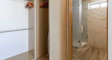 Exclusive Apartment with rooftop pool