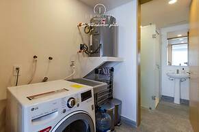 Exclusive Apartment with rooftop pool