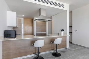 Exclusive Apartment with rooftop pool