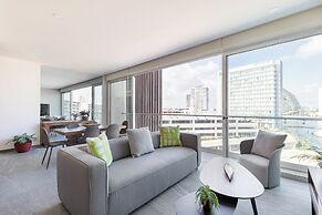 Exclusive Apartment with rooftop pool