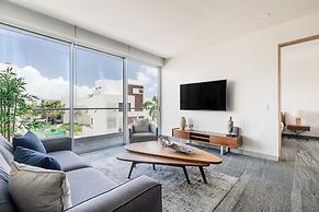 Exclusive Apartment with rooftop pool