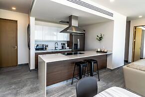 Exclusive Apartment with rooftop pool