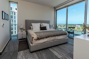 Exclusive Apartment with rooftop pool