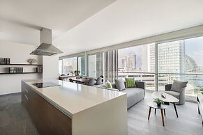 Exclusive Apartment with rooftop pool