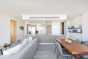 Exclusive Apartment with rooftop pool