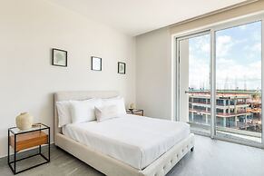 Exclusive Apartment with rooftop pool