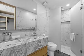 Exclusive Apartment with rooftop pool