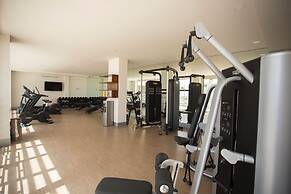 Exclusive Apartment with rooftop pool