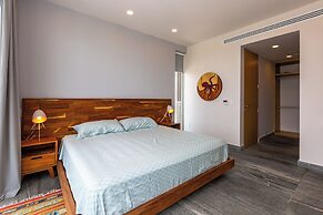 Exclusive Apartment with rooftop pool