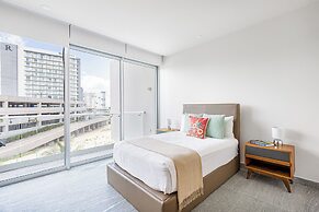 Exclusive Apartment with rooftop pool