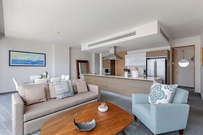 Exclusive Apartment with rooftop pool