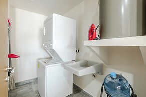 Exclusive Apartment with rooftop pool