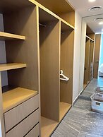 Exclusive Apartment with rooftop pool