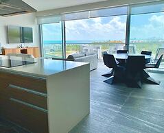 Exclusive Apartment with rooftop pool