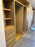 Exclusive Apartment with rooftop pool