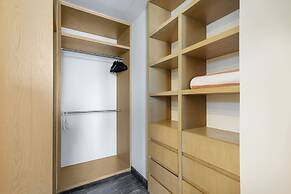 Exclusive Apartment with rooftop pool