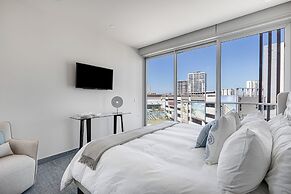 Exclusive Apartment with rooftop pool