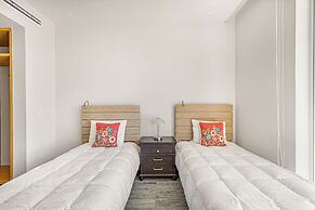 Exclusive Apartment with rooftop pool