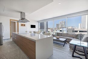 Exclusive Apartment with rooftop pool