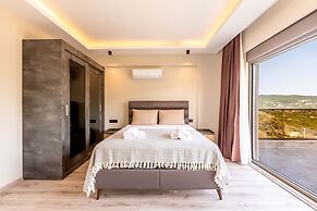 Villa w Pool BBQ Garden 5 min to Phellos in Kas