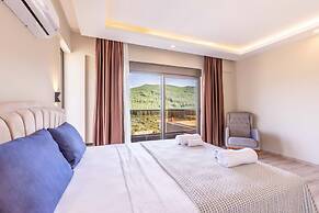 Villa w Pool BBQ Garden 5 min to Phellos in Kas