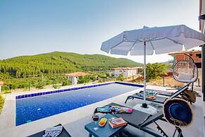 Villa w Pool BBQ Garden 5 min to Phellos in Kas