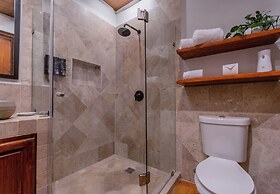 Hotel Boutique Five Queens