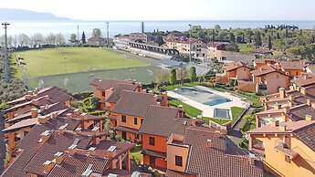 I Girasoli D10 by Wonderful Italy