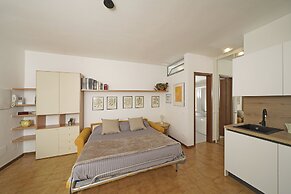 I Girasoli D10 by Wonderful Italy